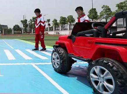 机动车如何正确礼让行人？