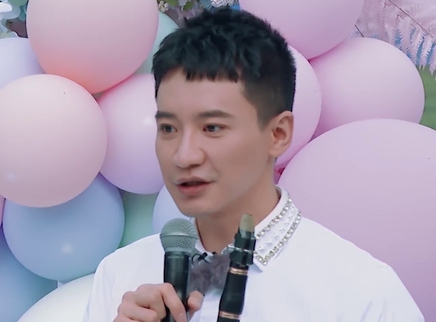 王弢为刘璇举办超浪漫音乐会