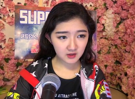 方圆获封城堡最佳“钉子户”