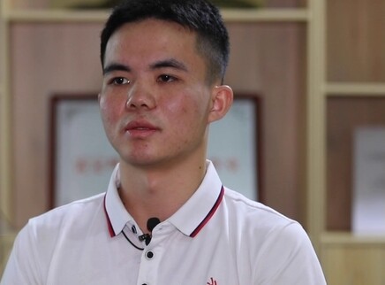 砌墙冠军伍远洲