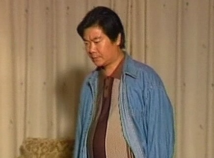 一路追踪 9集