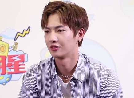 猫眼大明星-正在播放-笑笑影视 - 在线免费高清电影!