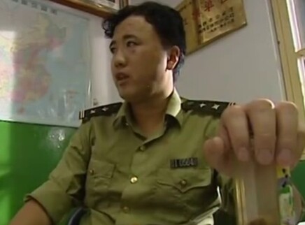 黑白大搏斗 6集